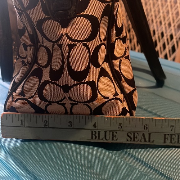 Coach purse - Picture 9 of 10